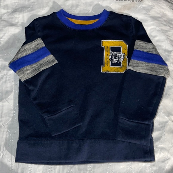 Old navy size 5 sweatshirt with bears logo.Navy, yellow, gray, bright blue. - Picture 1 of 5
